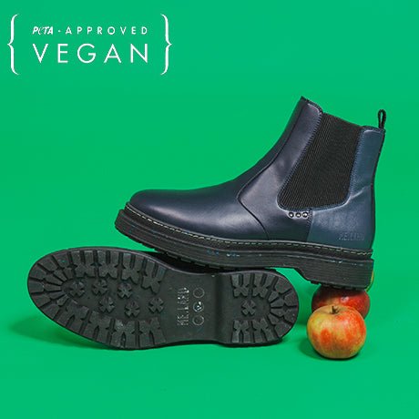 Blue and black apple leather chelsea boots